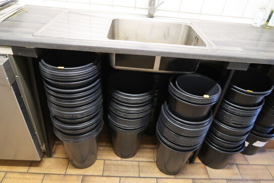 Div. Spande samt vaser m.m.