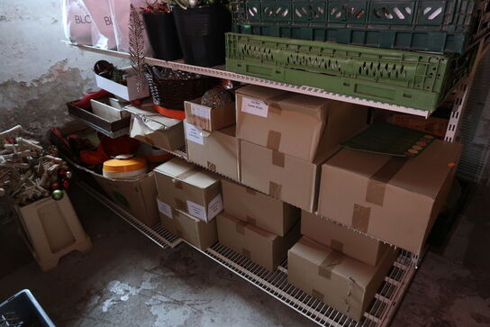 Div. Dele til dekorationer, pyntegenstande, service KONGENS LYNGBY m.m.