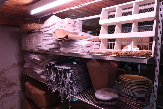 Div. Dele til dekorationer, pyntegenstande, service KONGENS LYNGBY m.m.