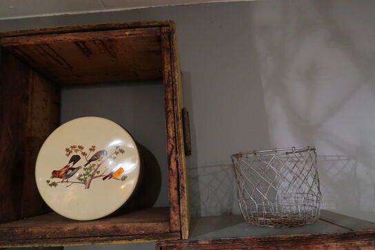 Div. Pyntegenstande, bøger m.m.