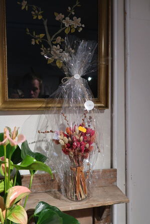 3 stk. blomster i krukke/vase