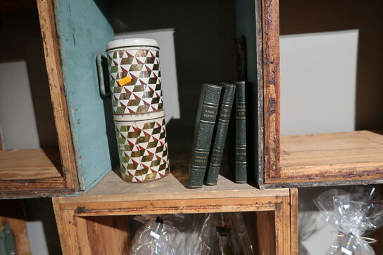 Div. Pyntegenstande, bøger m.m.