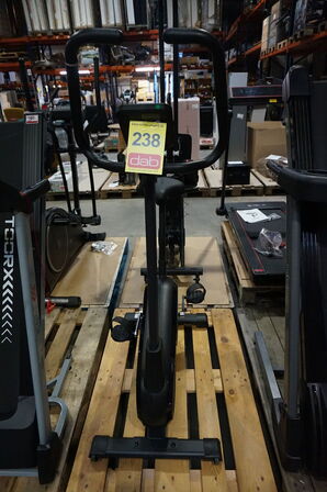 Titan life Edge B77 Motionscykel 