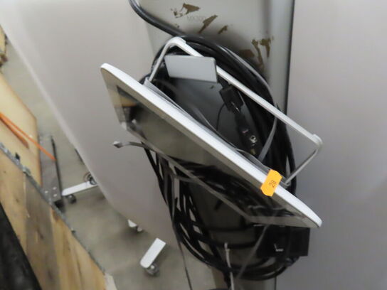 Konferrencesystem på stativ CISCO MX300 og Touch 10 (MOMSFRI)