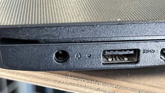 Bærbar LENOVO (Ukendt Spec.)