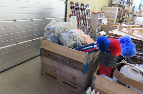 Palle med rengøringsarktikler