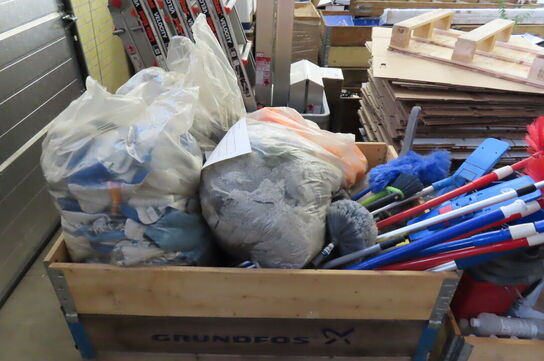 Palle med rengøringsarktikler