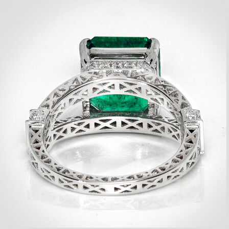 6,25 ct. smaragd og diamantring i 14 kt. Hvidguld. IGI.