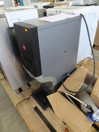 Kaffemaskine DOUWE EGBERTS m. tilbehør