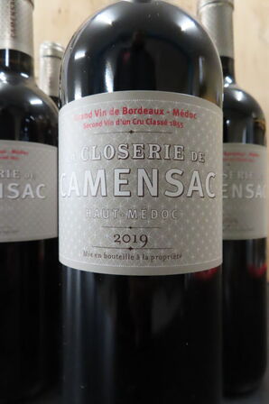 9 fl. Rødvin CHÂTHEAU DE CAMENSAC 75cl.