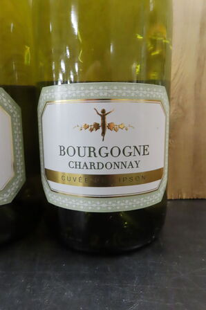 4 fl. Hvidvin LA CHABLISIENNE 75cl.