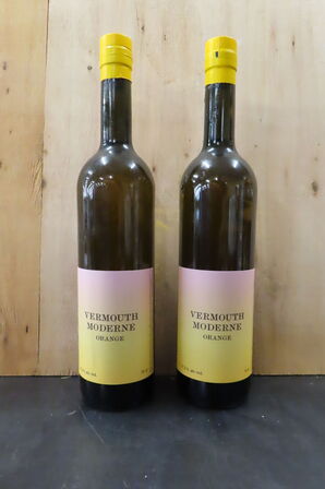 2 fl. Vermouth VERMOUTH MODERNE