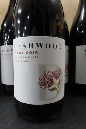 5 fl. Rødvin DASHWOOD 75cl.