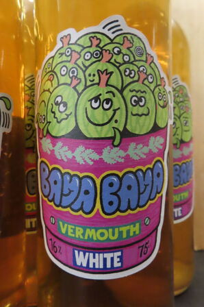 7 fl. Stikkelsbær vermouth BAYA BAYA 75cl.