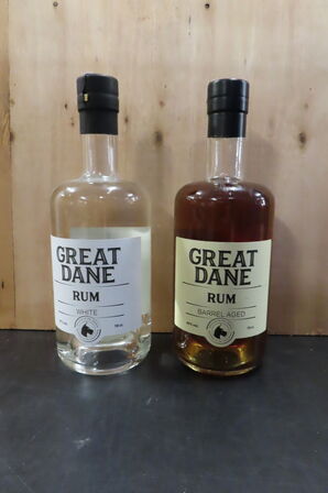 2 fl. Rom GREAT DANE 70cl.