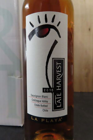 9 fl. Dessertvin Sauvignon Blanc Late Harvest LA PLAYA - 0,375L