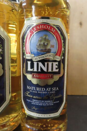 4 fl. Akvavit LINIE 70cl.