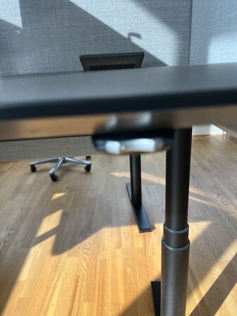 Elhæve/sænkebord DUBA-B8 80x180cm inkl. indh. & 27" LENOVO skærm