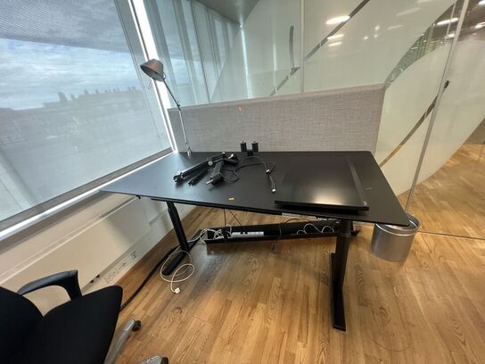 Elhæve/sænkebord DUBA-B8 80x180cm inkl. indh. & 27" LENOVO skærm