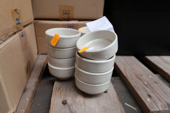 24 stk. Skål stabelbar stentøj råhvid 80 mm Rustik