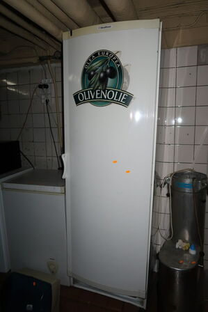 3 stk. fryseskab MATSUI, LIEBHERR, VESTFROST samt mikrobølgeovn