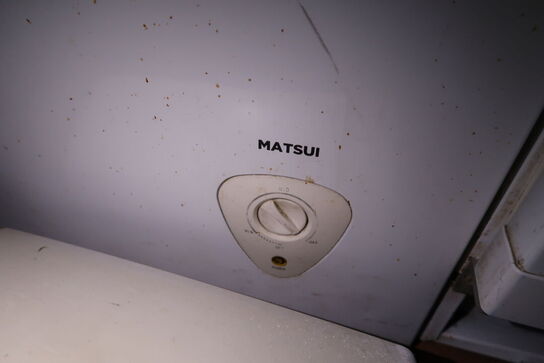 3 stk. fryseskab MATSUI, LIEBHERR, VESTFROST samt mikrobølgeovn