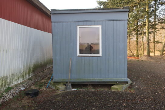 Pavillion indrettet som mandskabsvogn m. toilet & bad
