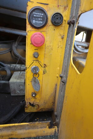 Byggelift UPRIGHT SL30 9 meter - OBS: Anden adresse!