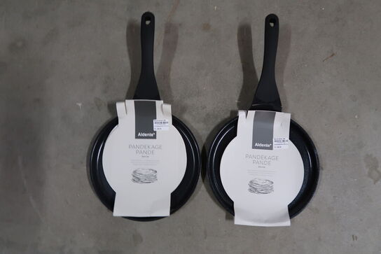 2 stk. Pandekagepande til alle komfurtyper