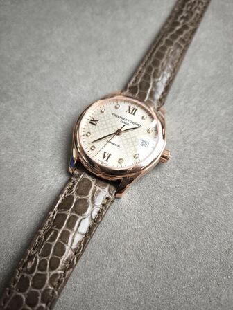 Ur FREDERIQUE CONSTANT Ladies - 36 mm
