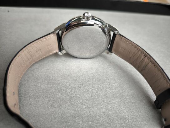 Ur FREDERIQUE CONSTANT Classic Moonphase Date - 40 mm