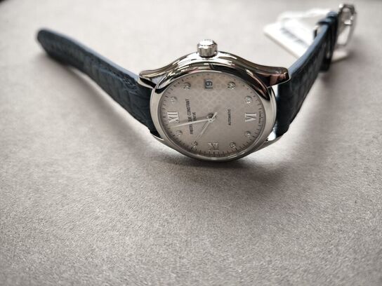 Ur FREDERIQUE CONSTANT Ladies - 36 mm