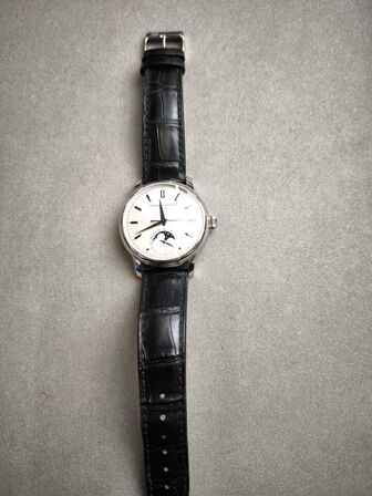 Ur FREDERIQUE CONSTANT Classic Moonphase Date - 40 mm