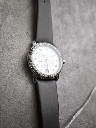 Ur FREDERIQUE CONSTANT - 34 mm