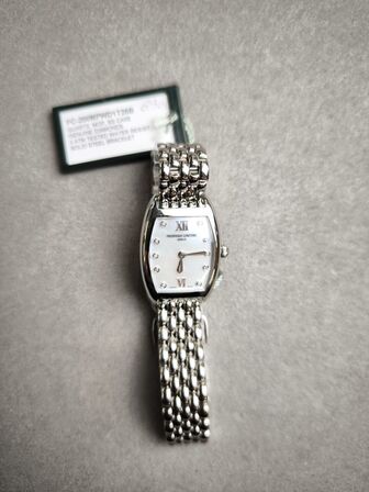Ur FREDERIQUE CONSTANT Art Deco - 30,5 mm