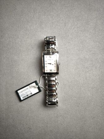 Ur FREDERIQUE CONSTANT Carree - 26 mm