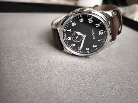 Ur MONTBLANC1858 - 47 mm