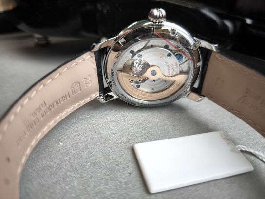 Ur FREDERIQUE CONSTANT Classics Manufacture - 42 mm
