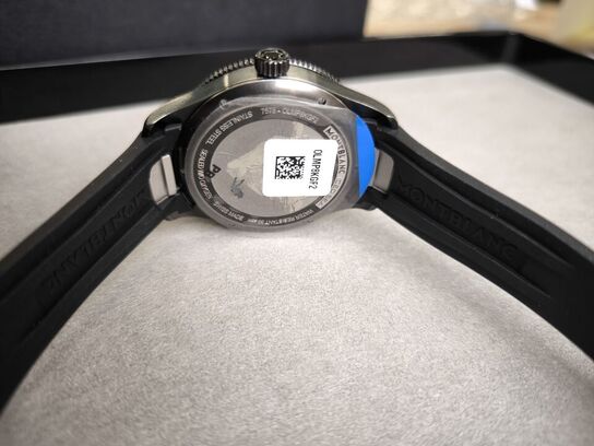 Ur MONTBLANC Iced Sea Automatic Date 0 Oxygen - 41 mm