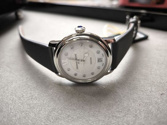 Ur FREDERIQUE CONSTANT Ladies - 34 mm