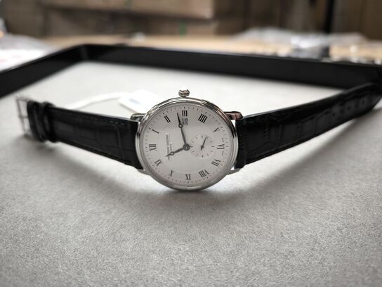 Ur FREDERIQUE CONSTANT Slimline Small Seconds - 39 mm