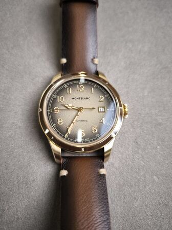 Ur MONTBLANC 1858 Automatic Date 0 Oxygen - 41 mm