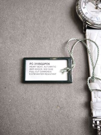 Ur FREDERIQUE CONSTANT Heart Beat Limited Edition - 34 mm