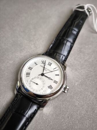 Ur FREDERIQUE CONSTANT Classics Manufacture - 42 mm