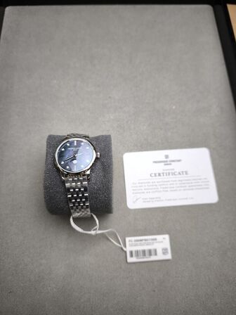 Ur FREDERIQUE CONSTANT Classics Slimline m. månefase - 30 mm