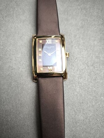 Ur FREDERIQUE CONSTANT Carree - 26 mm