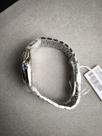 Ur FREDERIQUE CONSTANT Highlife - 34 mm