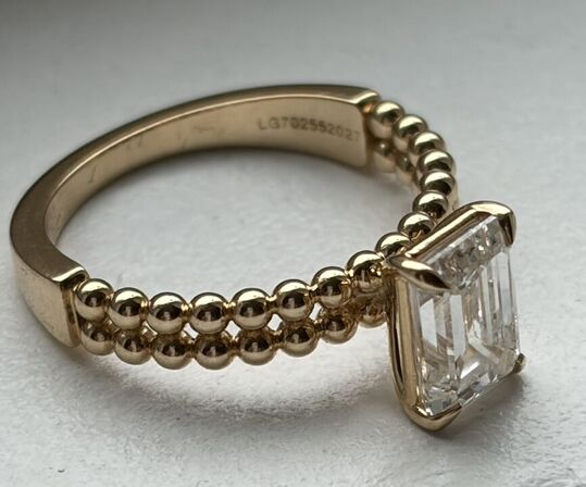 Guldring i 14 kt, med 2,06 carat lab-grown diamant