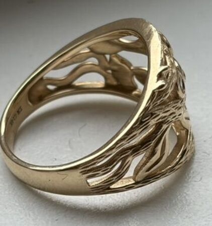 Guld ring i 14 kt med