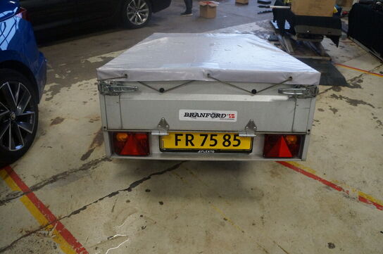 Trailer  VARIANT VA 0511S1